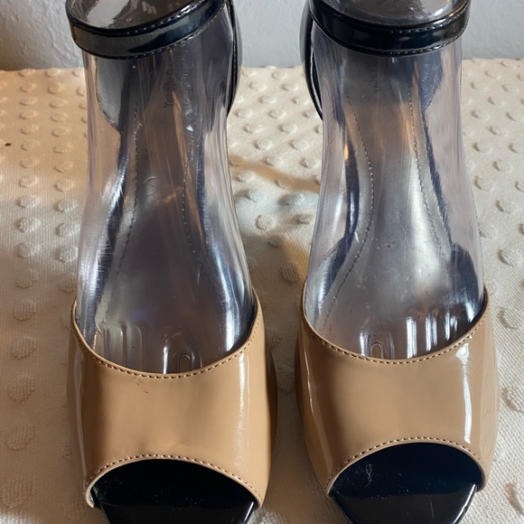 STYLE & COMPANY Nude and Black Peep-Toe Heel - Picture 2 of 16